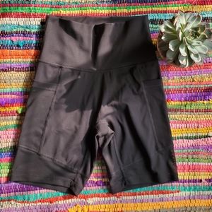 Aerie - Chill. Play. Move. Bikeshort